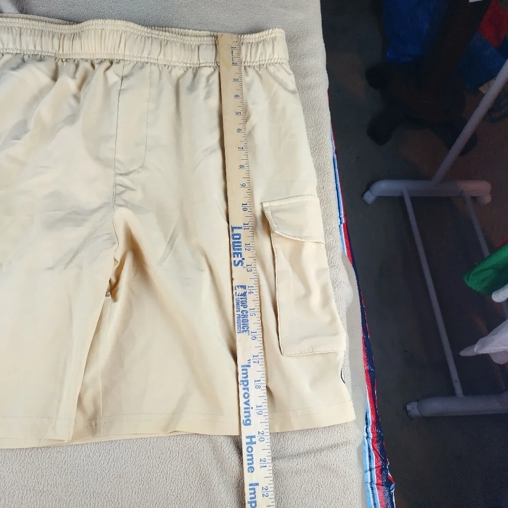 Champion Men's Size XL Performance Shorts Causal Wear New With Tags